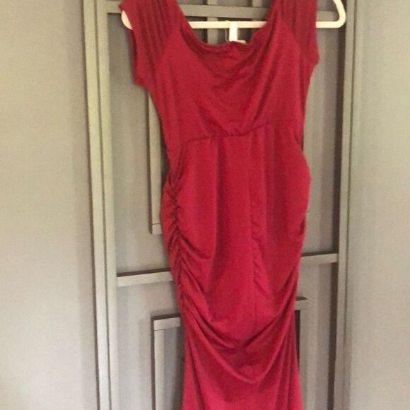 NWT PINKBLUSH Red maternity dress ruched side, long poly spandex size S - Picture 2 of 6